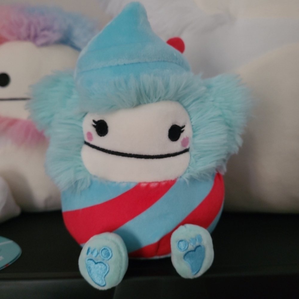 Custom 5 inch squishmallow Joelle/Tucker